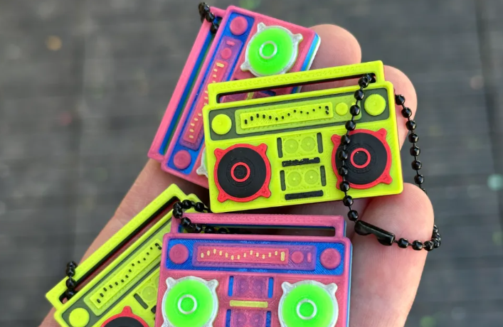 Retro BOOMBOX Keychain - 4 Color